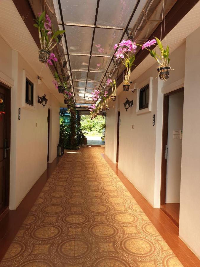 Hotel Blue Orchid Beach Krabi - Sha Certified Ao Nam Mao Esterno foto